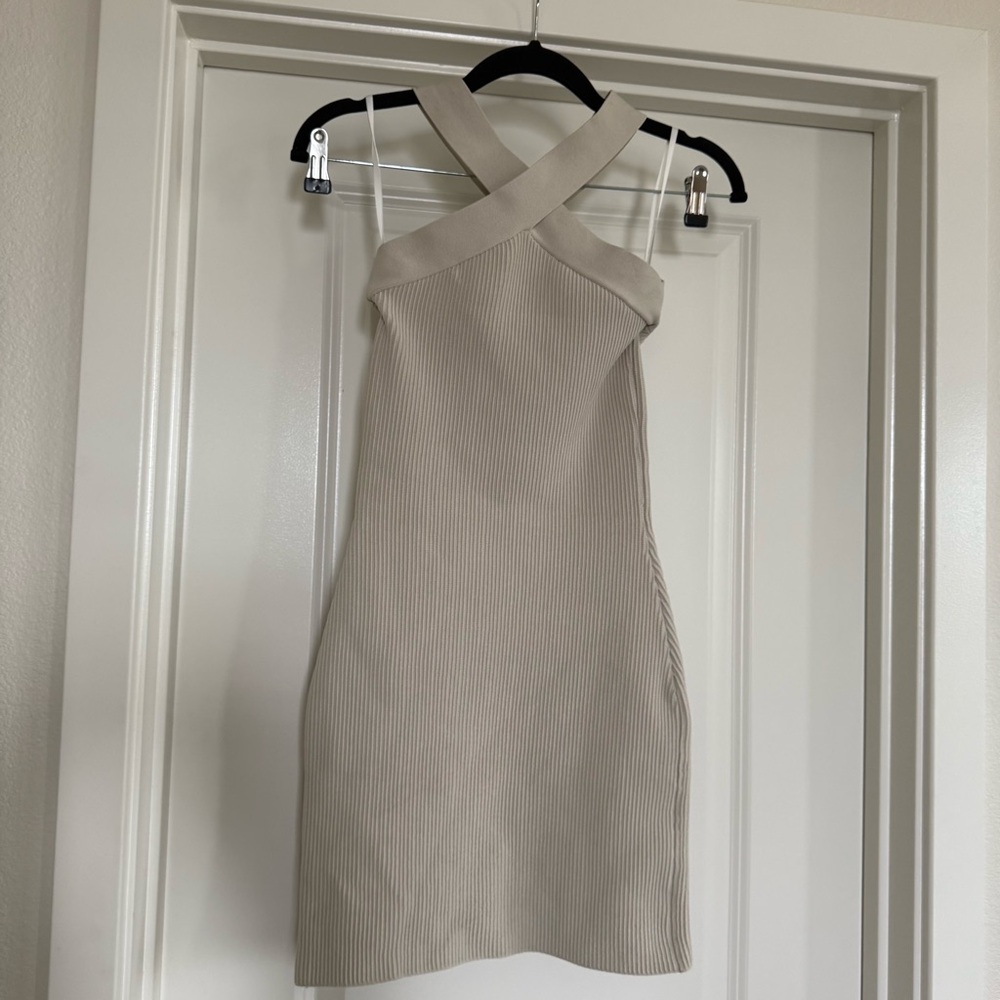 Aritzia Babaton Criss Cross Bodycon Ribbed Bondage Dress Going out XS Sexy